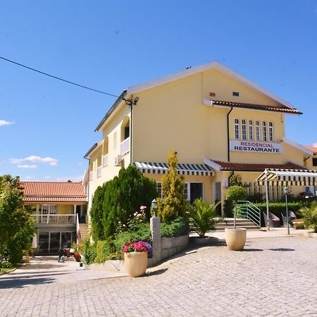 Ze Luis Hotel Chaves Buitenkant foto