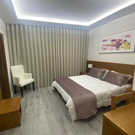 Ze Luis Hotel Chaves Buitenkant foto