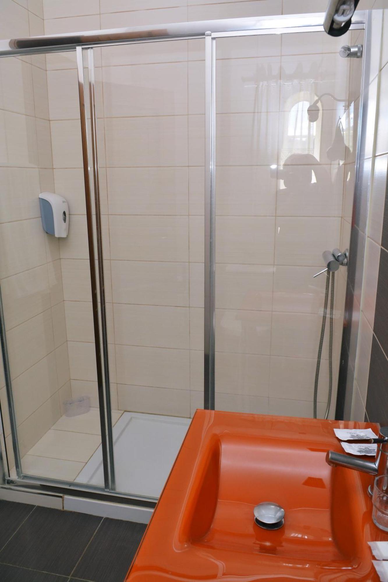 Ze Luis Hotel Chaves Buitenkant foto